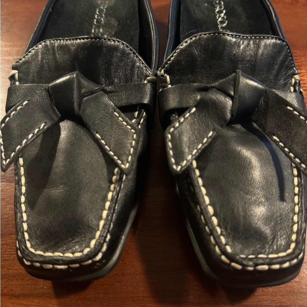 Areosoles Black Leather Mules Square Toe Bow White Stitching Comfort Shoe Sz 6 - Picture 3 of 9